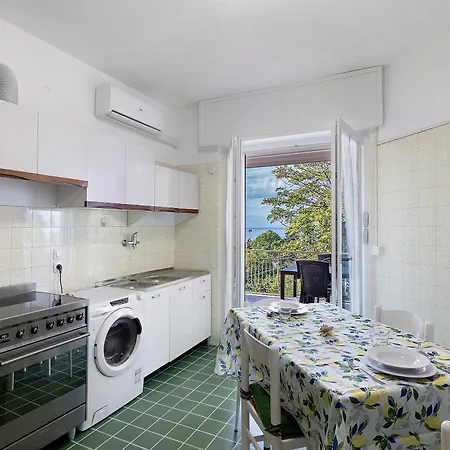 Casa Alizia בית נופש *
